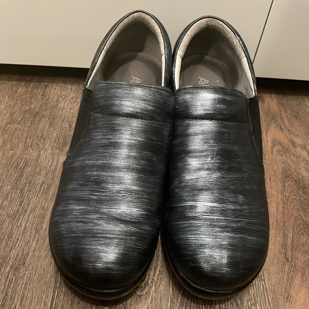 Algeria shore great for working as a nurse or aide